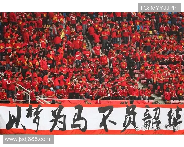 国足零进球引发热议球迷对球队未来充满担忧与期待